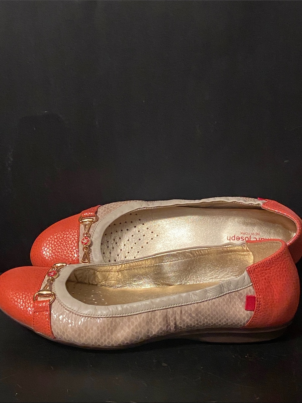 Marc Joseph Central Park Coral 
/Beige Leather Ballet Flats w/Gold Accent 10.5